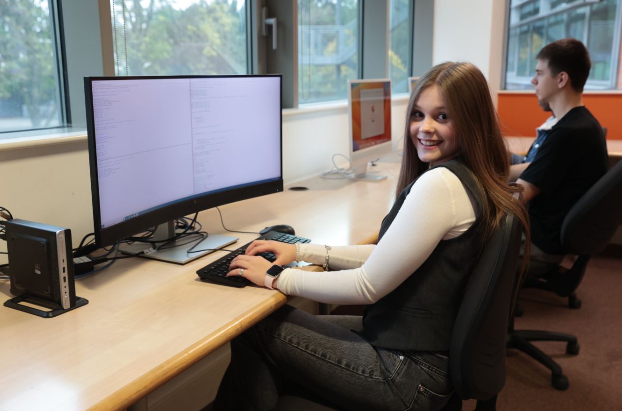 Anna, Computing Student